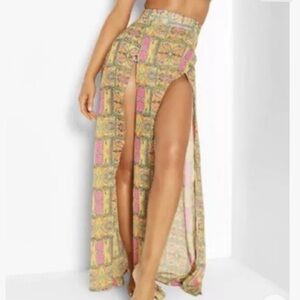 Boohoo Beach Women's Tropical Slit Leg Maxi Beach Skirt size 14